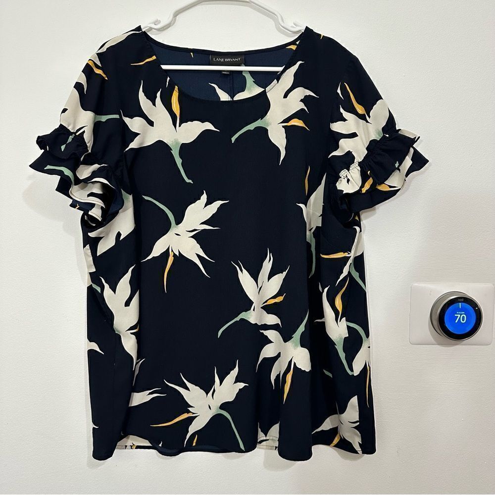 Lane Bryant Navy‎ Floral Tshirt Blouse Tropical Silky 20 - Picture 2 of 5